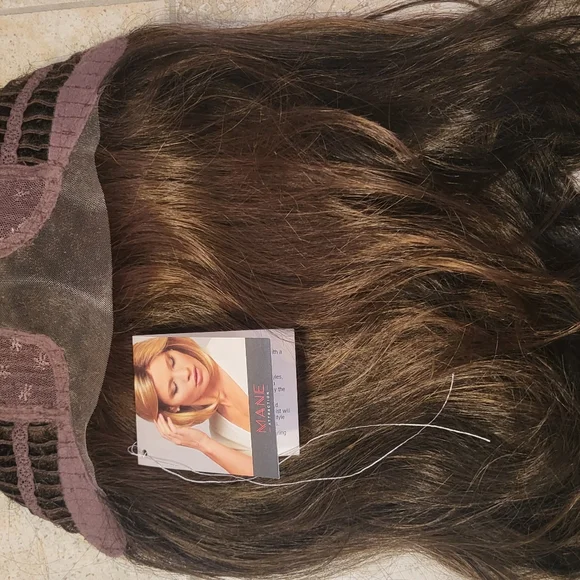 Mane Attraction Showgirl - Picture 6 of 8